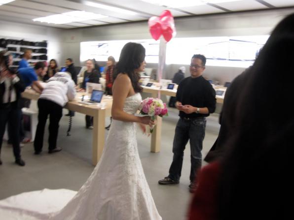 Apple_Wedding
