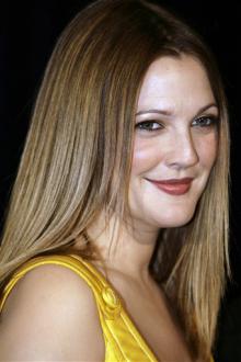 Ομορφότερη γυναίκα ever: Drew Barrymore! 