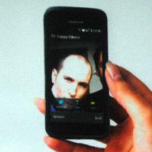 H Nokia αντιγράφει ΤΕΛΕΙΩΣ το iPhone. ΑΠΟΛΥΤΟ RIP-OFF.
