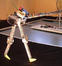 Το δίποδο robot που περπατάει παντού!