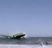 Προσγείωση Boeing 737 σε ακτή της Μεσογείου